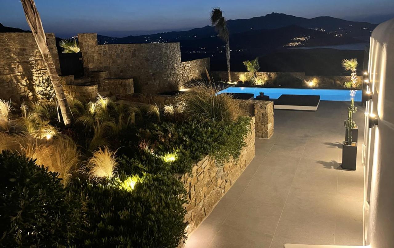 Black And White Villas Ftelia - Mykonos Mykonos Town ภายนอก รูปภาพ