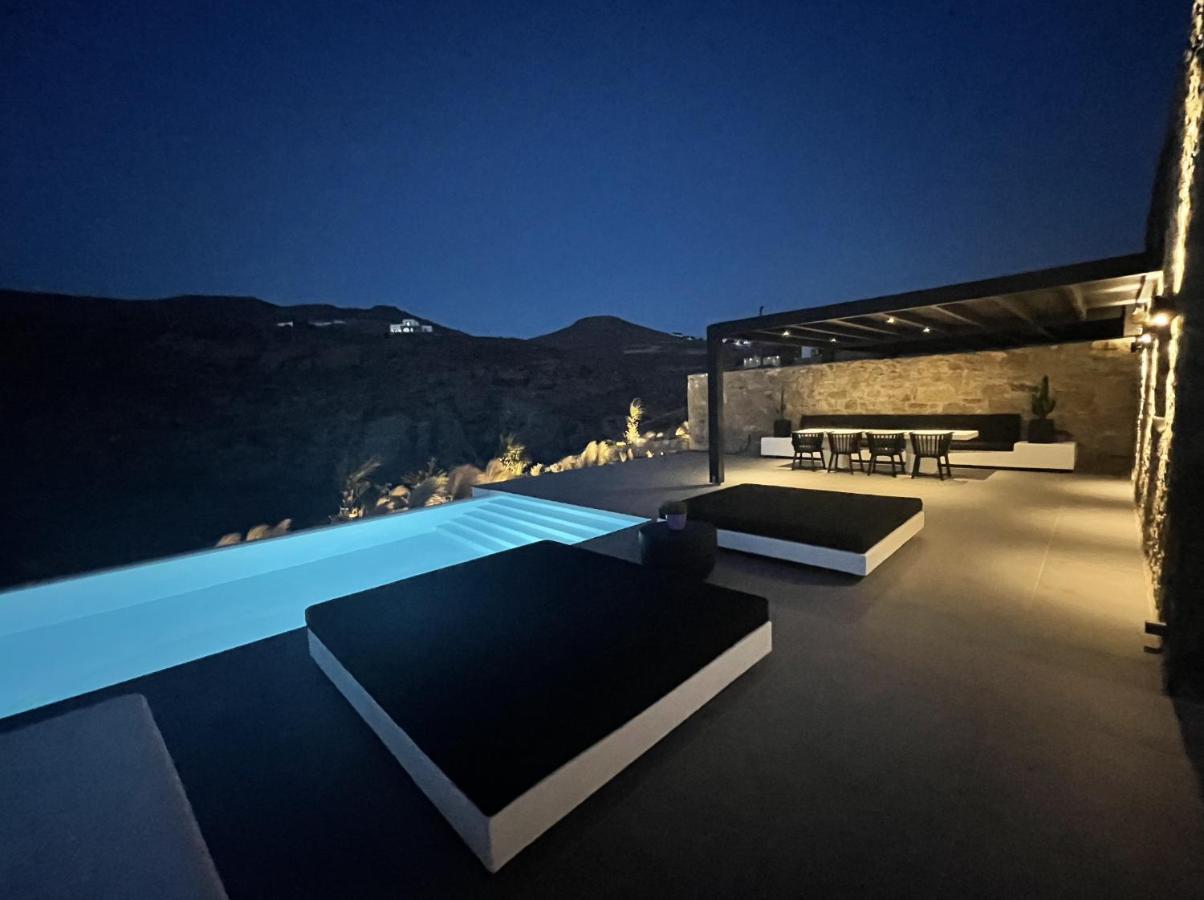 Black And White Villas Ftelia - Mykonos Mykonos Town ภายนอก รูปภาพ